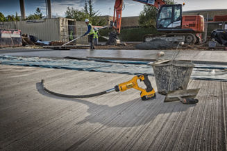 Mynd af DEWALT 18V Víbrator fyrir steypu