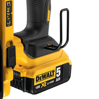 Mynd af DEWALT 18 XR Naglabyssa fyrir steypu og stál - 2 X 5.0 Ah Rafhlöður