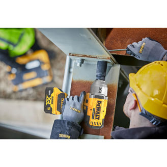 Mynd af DEWALT 18V XR Herslulykill 1/2" 1396Nm - Stök vél