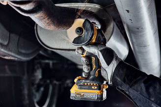 Mynd af DEWALT 18V XR Skurðarrokkur 75mm - 2 x 18V Powerstack
