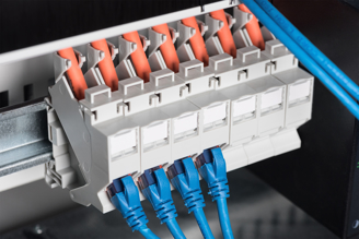 Mynd af RJ45 hús á DIN fyrir JACK