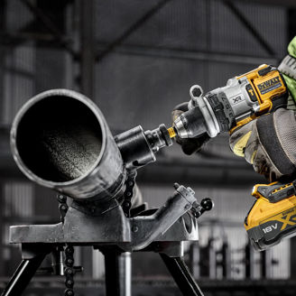 Mynd af DEWALT 18V XR kolalaus borvél 169Nm